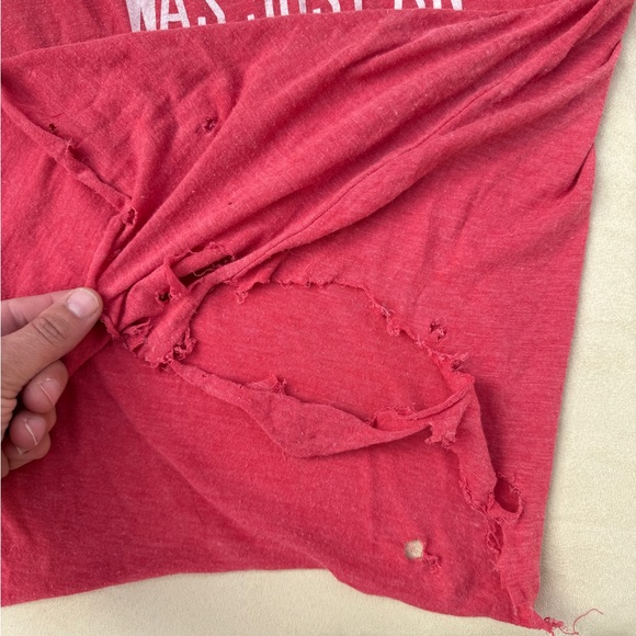 Red Tank - Picture 4 of 7